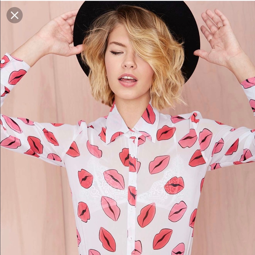 NASTY GAL KISS OFF TOP